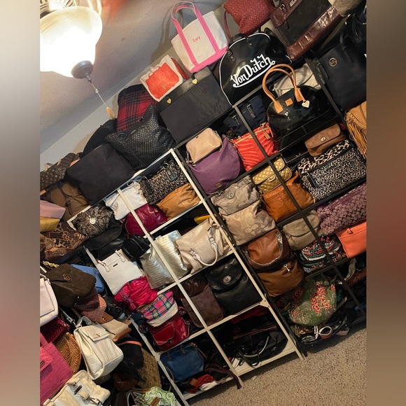 Bags - Picture 5 of 8